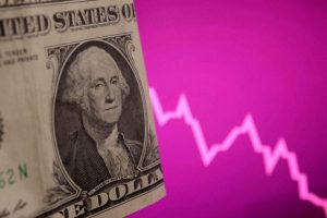 El dólar experimenta una caída cercana a los 10 pesos en medio de una menor tensión en Medio Oriente