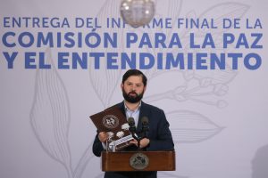 Boric impulsa reconocimiento de pueblos indígenas en medio de críticas de la oposición