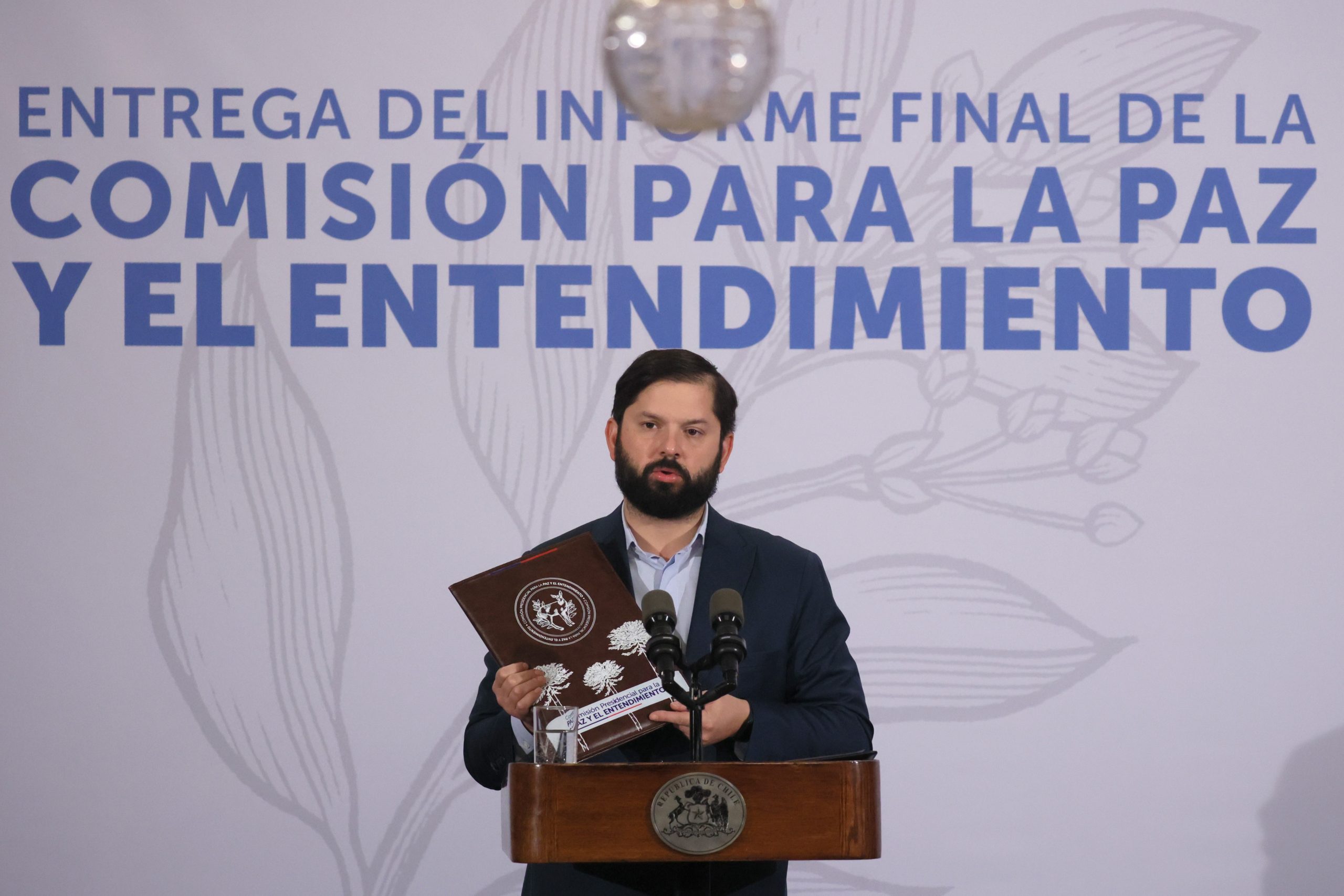 Boric impulsa reconocimiento de pueblos indígenas en medio de críticas de la oposición