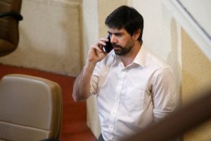 Fiscalía investiga uso de recursos públicos en software electoral vinculado a diputado Lavín León