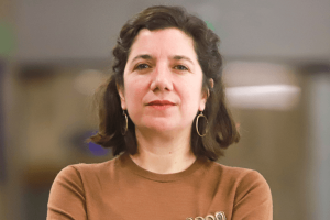 Ministra Etcheverry asegura que Presidente Boric permanecerá activo durante su postnatal