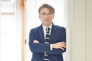 Expertos advierten sobre el aumento de la indiferencia política en Chile y su impacto en la democracia