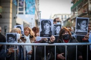 Argentina ordena juicio en ausencia para los acusados del atentado a la AMIA