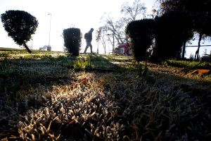 Persisten las heladas en la Región Metropolitana con temperaturas que podrían llegar a -3°C