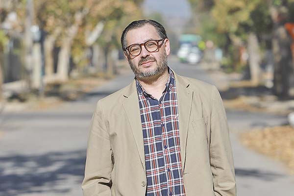 Fernando Carmona detalla el programa económico de Jeannette Jara: crecimiento con igualdad y un ferrocarril en el norte