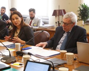 Chile en la OEA: Defensa del Multilateralismo ante la Presión de EE.UU. por Postura sobre Irán