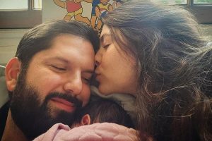 Gabriel Boric presenta a su hija Violeta en emotiva publicación familiar