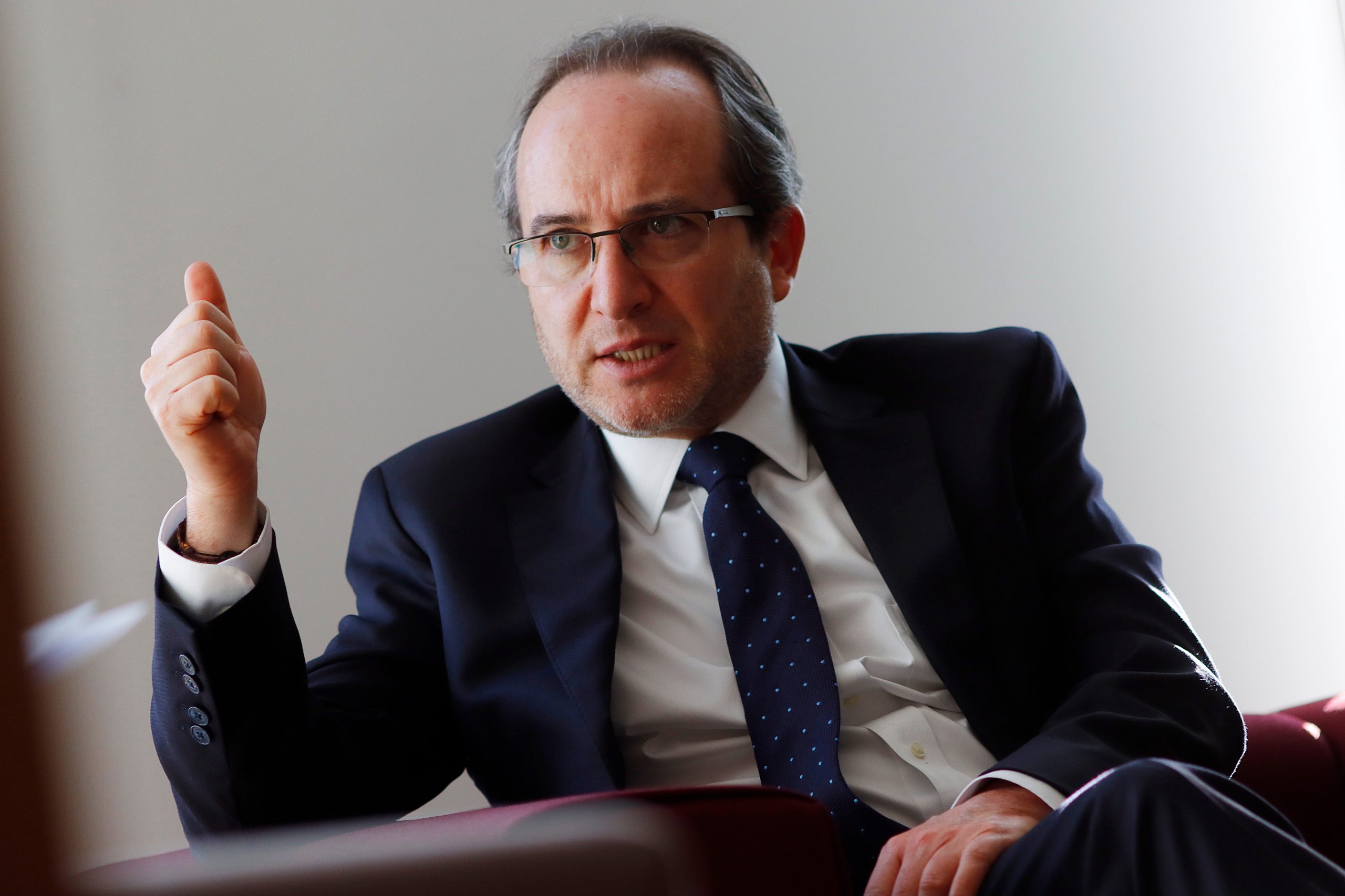 Embajador de Israel en Chile minimiza impacto de medidas del gobierno de Boric y enfoca atención en conflicto con Irán