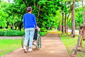 Desafíos y avances en la economía del cuidado en Chile: voces de las cuidadoras