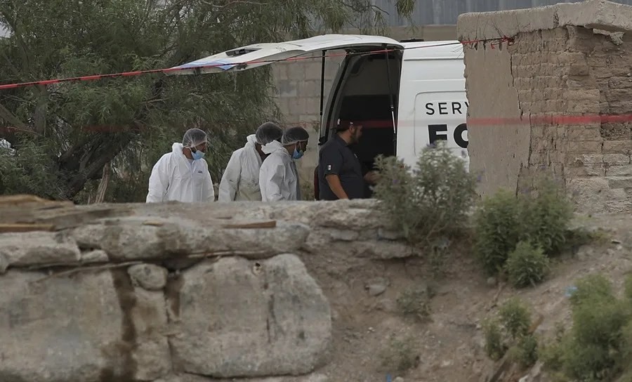 Descubren 60 cuerpos embalsamados en crematorio de Ciudad Juárez, México