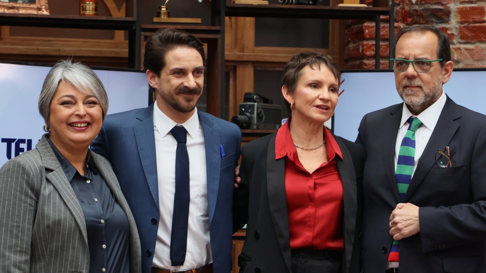 Debate presidencial oficialista: tensiones sobre la historia política, relaciones internacionales y reformas sociales