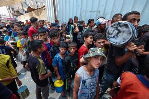 UNRWA critica duramente el sistema de ayuda humanitaria en Gaza y denuncia uso de alimentos como arma