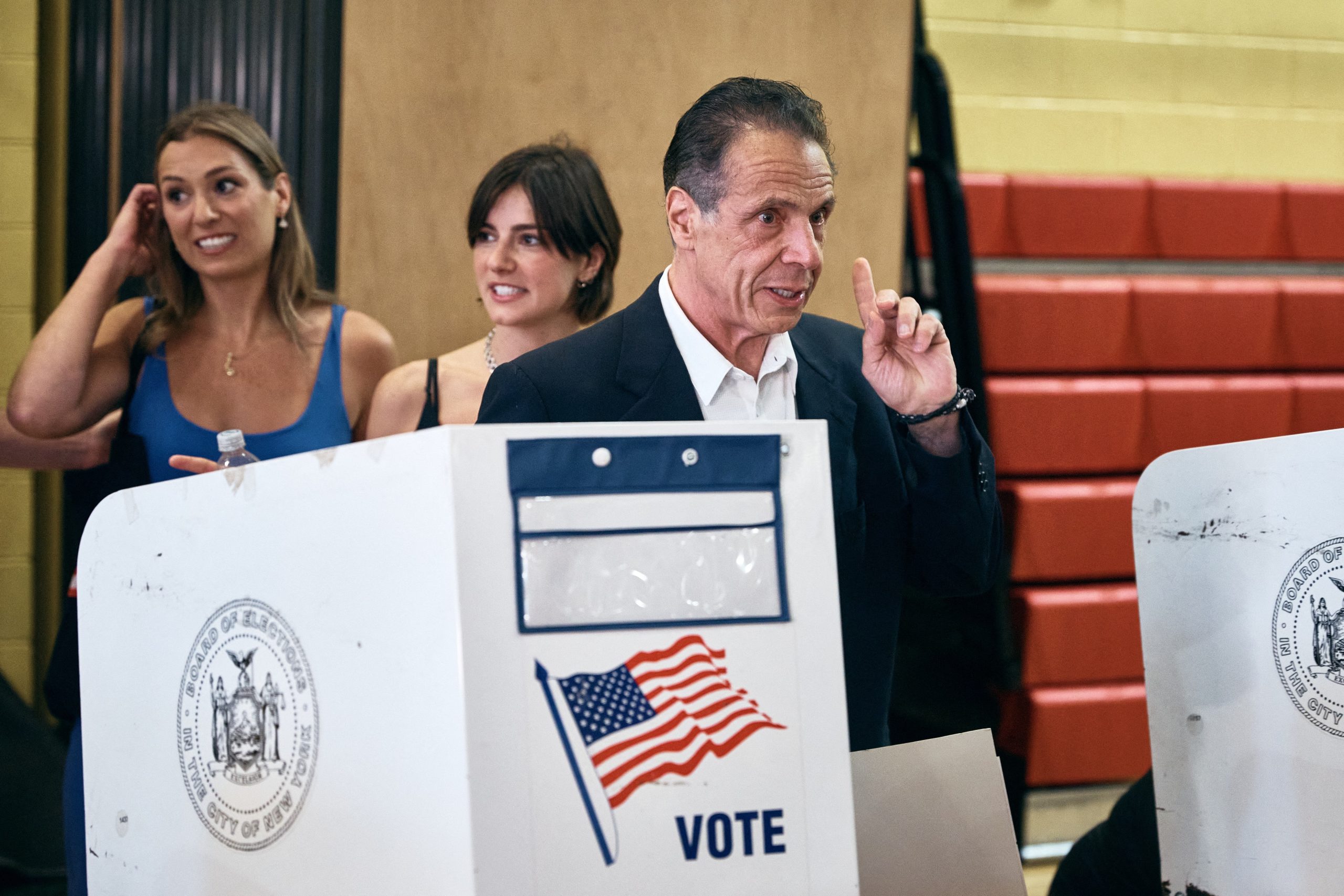 Demócratas de Nueva York eligen candidato para enfrentar desafío electoral contra Trump
