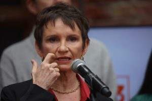 Carolina Tohá expresa su oposición a un gobierno liderado por el Partido Comunista