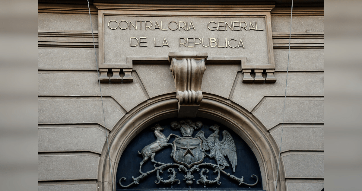 Informe de Contraloría revela descontrol en gestión fiscal del Estado chileno con sobrepaso de 1,5 billones de pesos en irregularidades