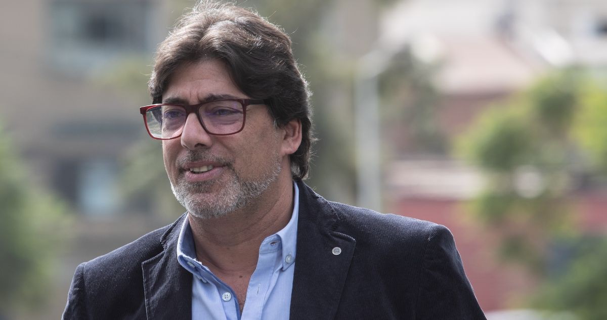 Bancada del PS critica la posible participación de Jadue en campaña de Jara