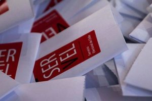 Análisis del aumento de la tensión en las primarias presidenciales del oficialismo en Chile