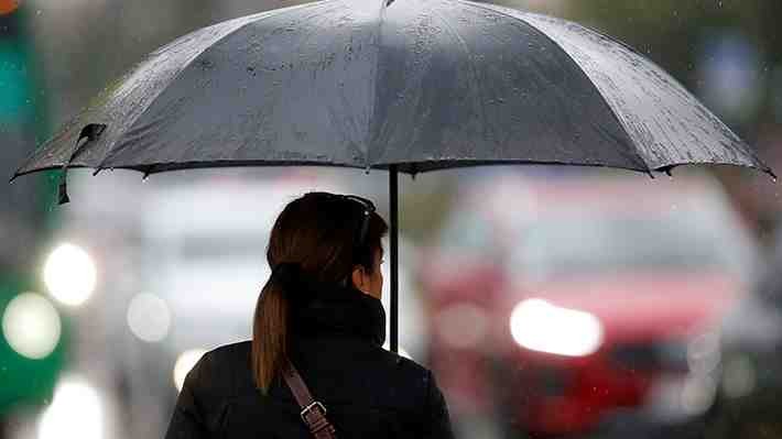 Sistema frontal en el centro-sur de Chile provoca daños y cortes de luz masivos