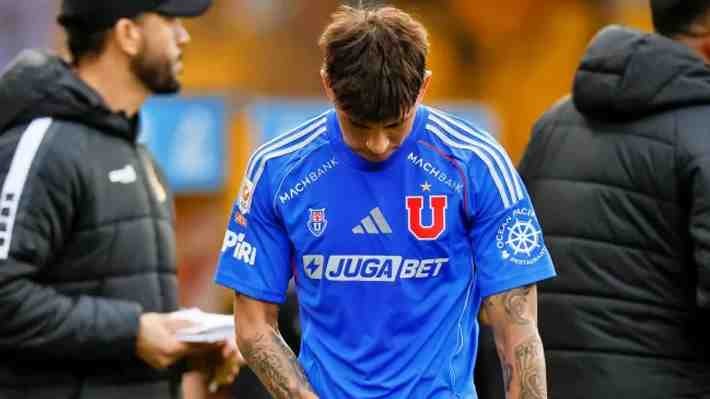 Gesto polémico de Maximiliano Guerrero tras expulsión en derrota de Universidad de Chile