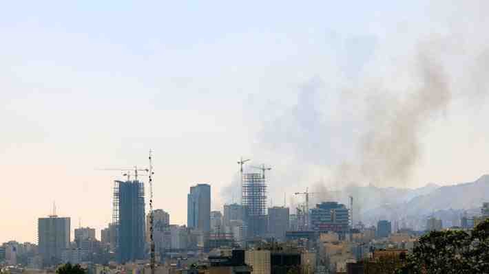 Israel intensifica ataques en Irán en sexta jornada de bombardeos