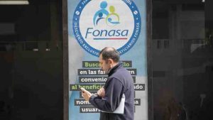 Fracasa licitación para implementar seguro complementario de Fonasa
