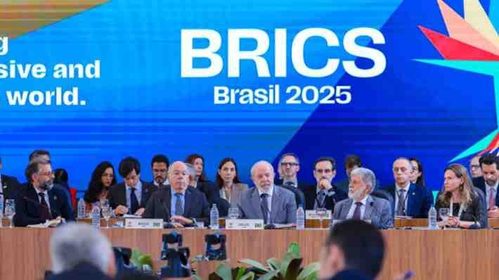 BRICS y Chile: Tensiones políticas y desafíos en la cumbre de Río de Janeiro 2025
