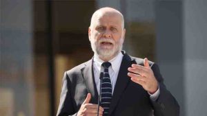 Debate sobre el liderazgo de Boric en la construcción de la lista parlamentaria oficialista tras la primaria