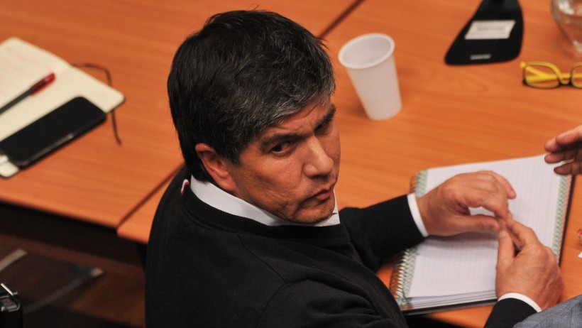 Manuel Monsalve interpone recurso de protección contra el Gobierno y la Contraloría por sumario administrativo