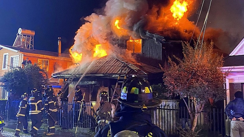 Incendio en Osorno expone deficiencias en suministro de agua y acceso para emergencias