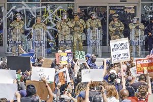 Despliegue de Marines en Los Ángeles genera tensión entre el gobierno federal y California