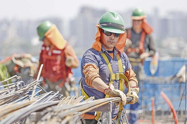 Propuesta de Pivotes busca modernizar el sistema de indemnización laboral en Chile