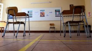 Clases suspendidas en varias regiones del sur chileno por sistema frontal