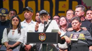 Petro busca participar como ciudadano en proceso de reforma constitucional en Colombia