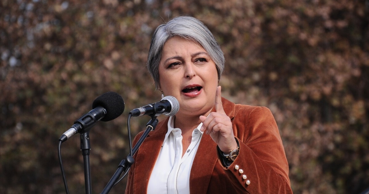 Jeannette Jara reconoce vulneraciones a los derechos humanos en Cuba y responde a críticas internas en la izquierda