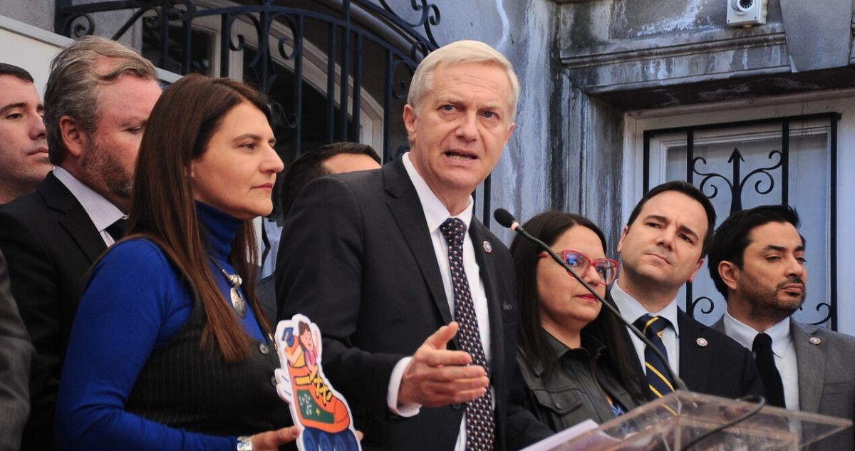 José Antonio Kast defiende eliminación de contribuciones y destaca respaldo en la derecha