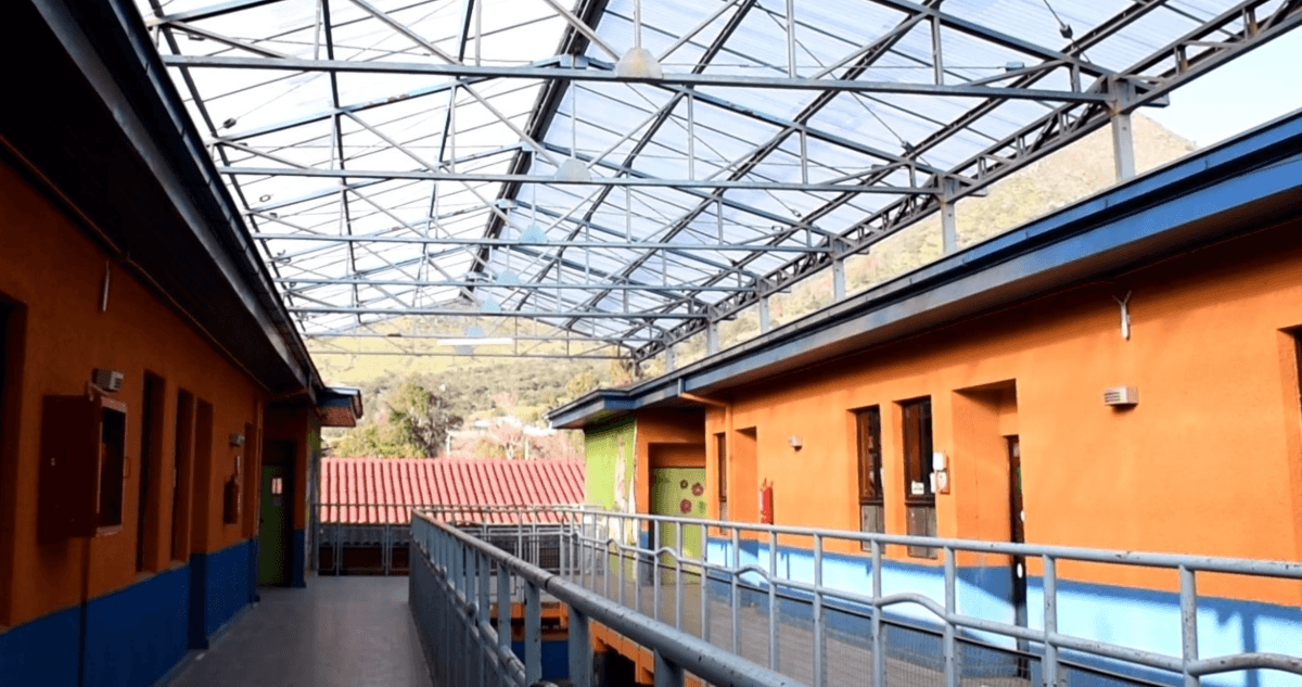 Alhué reactiva medidas de seguridad tras ataque con arma blanca en colegio local