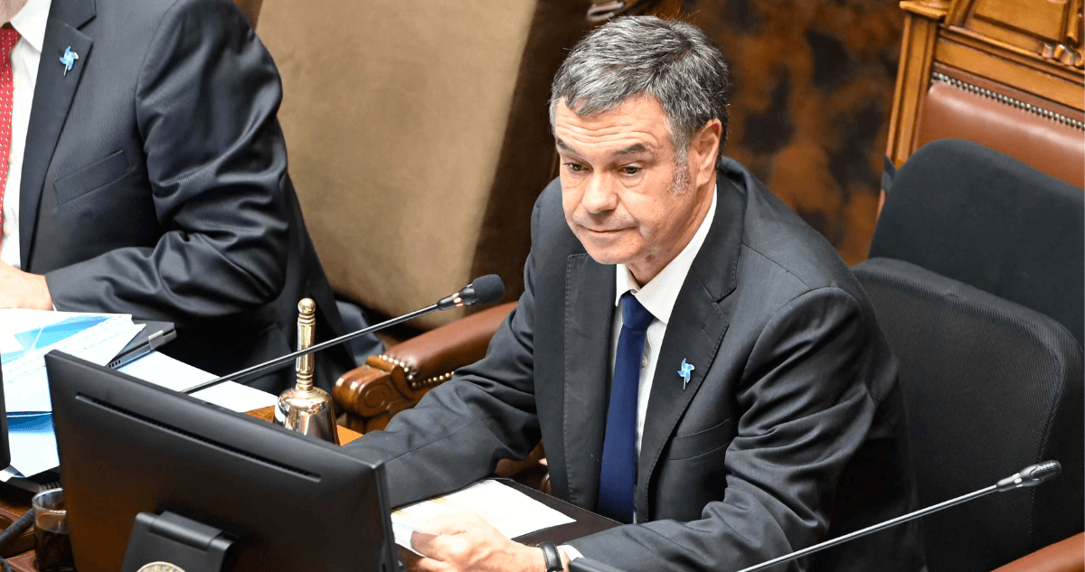 Ossandón defiende legalidad y propone reformar asignaciones a expresidentes