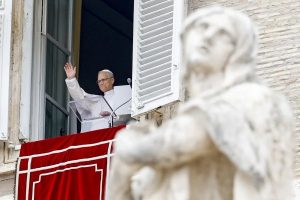 El Papa hace un llamado urgente a detener la escalada bélica en Oriente Medio