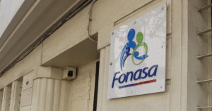 Fonasa enfrenta contratiempo tras declararse desierta licitación para nuevo seguro complementario