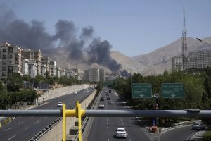 Escalada en el conflicto entre Israel e Irán genera tensión regional y advertencias de evacuación