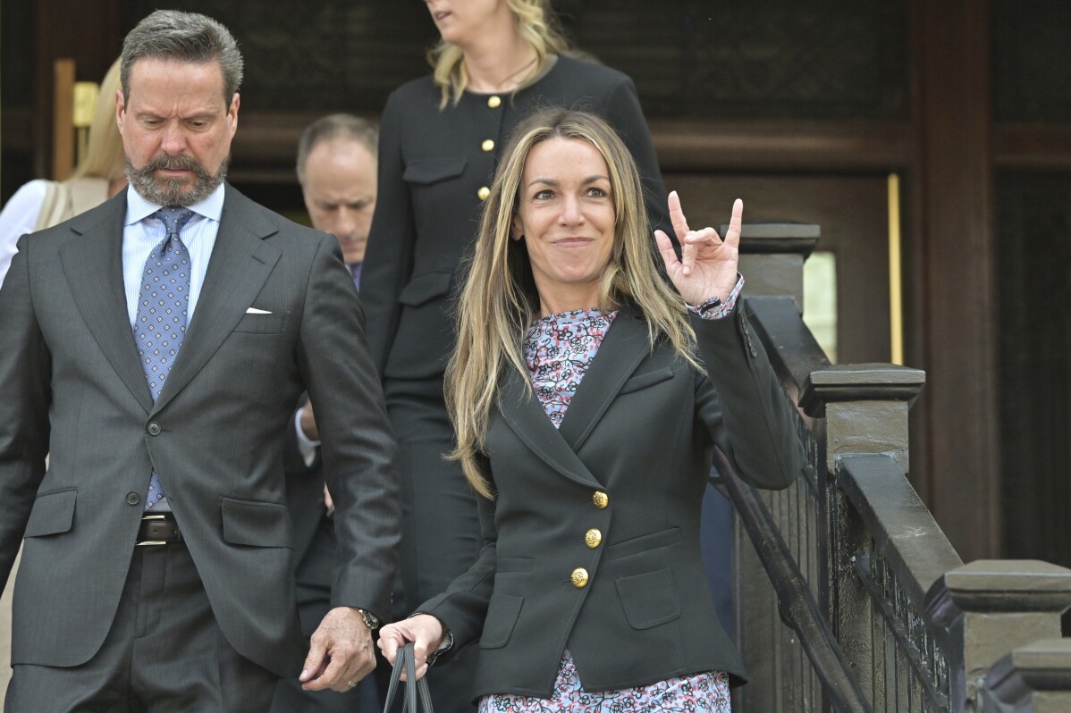 Inicio del tercer día de deliberaciones en el juicio por la muerte de oficial de policía en Massachusetts