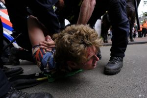 Protestas en La Haya marcan la cumbre de la OTAN con reclamos y bloqueos